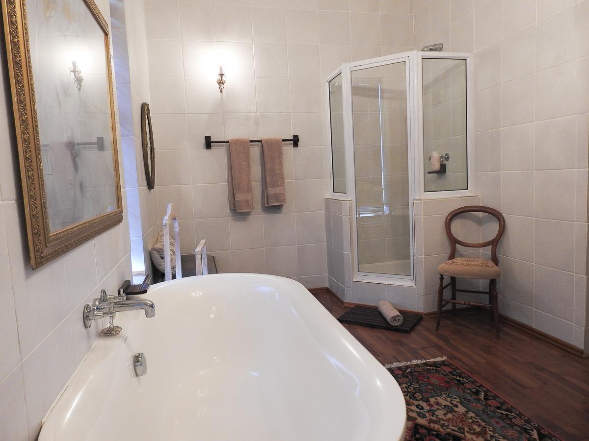 New Stone Manor Hotel มอสเซิลเบย์ ภายนอก รูปภาพ