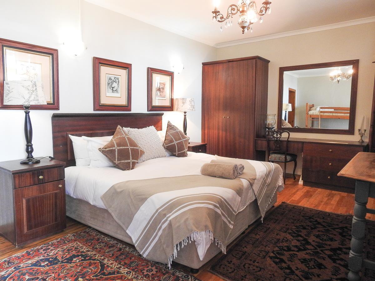 New Stone Manor Hotel มอสเซิลเบย์ ภายนอก รูปภาพ